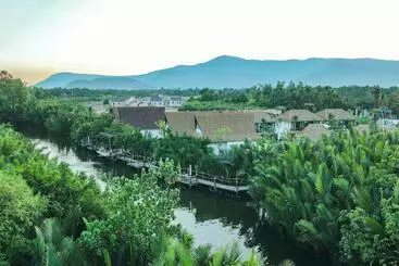 Rivertree Villa & Resort