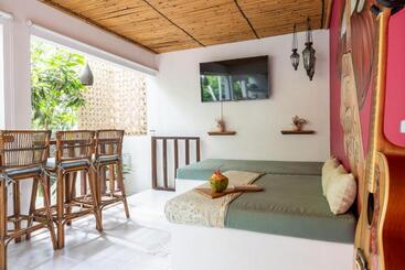 בית מלון כפרי Naia Lombok