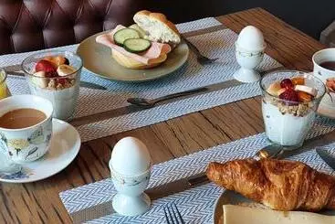 Aamiaismajoitus (B&B) Tusken Wad En Wâld
