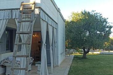 هتل آپارتمان Cortebbianca