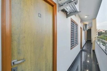 Mgh 112 Bhagyashali Hotel & Guest House