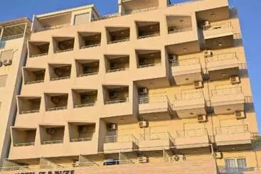 Otel Zanzi