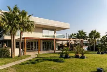 Hiddenbay Teos Sığacık Hotel, Spa And Restaurants