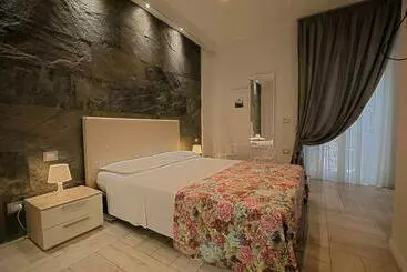 پانسیون Al Teatro Suites