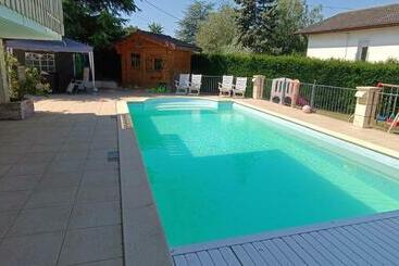 פנסיון Chez Les Michel