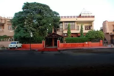 Hotel Kiran Vilas