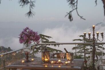 Отель Renest Dunsvirk Court Mussoorie