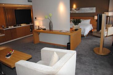 בית מלון כפרי Tianfeng International