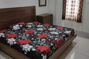 Hotel Oyo 86772 V S