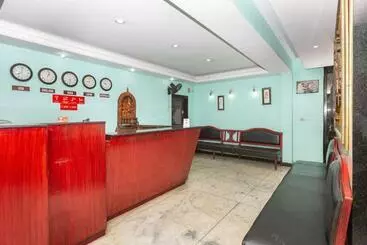 Collection O 5377 Hotel Raaj Bhaavan