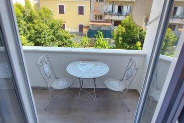 Aamiaismajoitus (B&B) Clausis