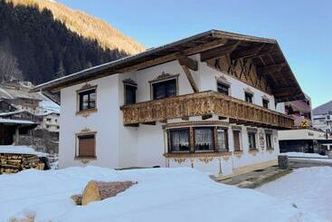 膳宿费 Landhaus Lenz