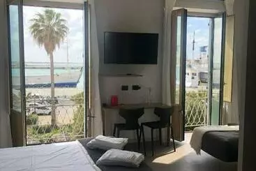 Drepanon, Prospettive Sul Mediterraneo Charme B&b