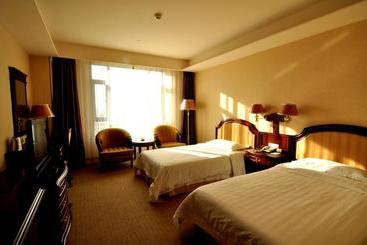 Отель National Jade