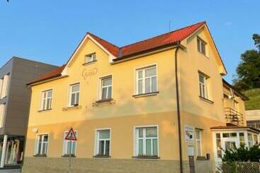 פנסיון Penzion Agape