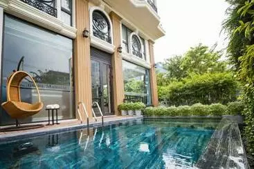 Hotel Capital O 781 Brilliant Majestic