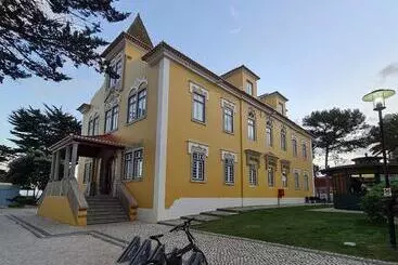 Bed and Breakfast Moro S Friends House   Cascais