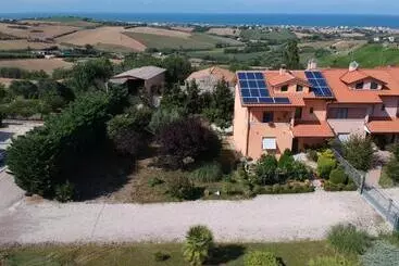 ベッドアンドブレックファースト Villa Di Agricoltori