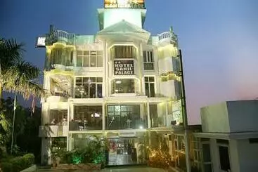Hotel Sahil Palace