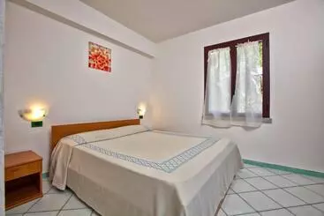 アパートホテル Porto Ottiolu Residence