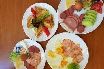 Family Hotel Karel