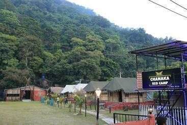 منتجع Chanaka Eco Camp