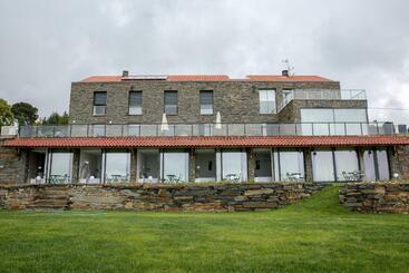 هتل Quinta Da Corujeira