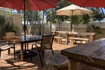 호텔 Authors Key West Guesthouse