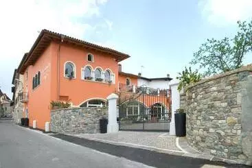 Bed and Breakfast La Villetta