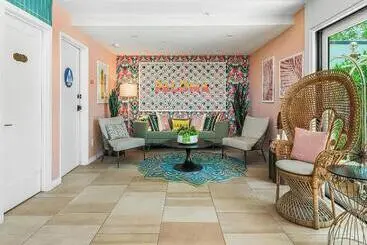 ホテル The Paloma Resort