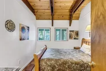 Mökkimajoitus Multi Family Cabin In Great Location!   Home #183 By Bear Valley Vacation Rentals