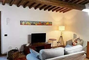 Residenssi Lovely Home Between Volterra And San Gimignano