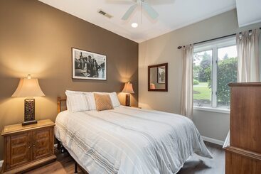 קוטג'' Taylor Made