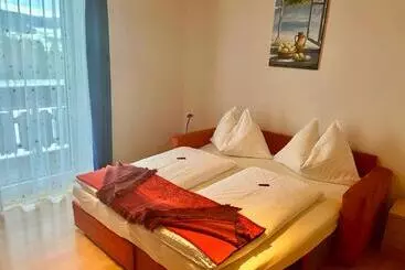 فندق Gasthof Zur Linde