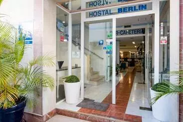 Hotelli Hostal Berlin