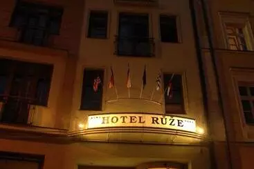 Hotel Ruze