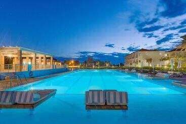 Hotel Aeolian Village Beach Resort