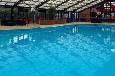 Hotel Family Friendly 2 Bed Caravan In Rhyl, North Wales