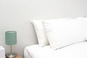 בית מלון כפרי Five Island