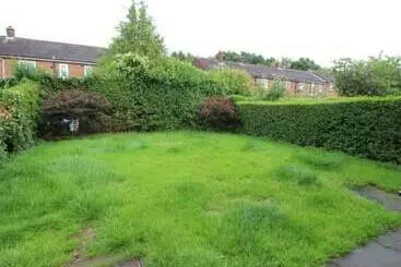 レジデンス Inviting 5 Bed House In Stockport Bramhall