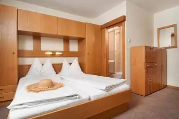 تختخواب و صبحانه Gästehaus Wulz Lesjak