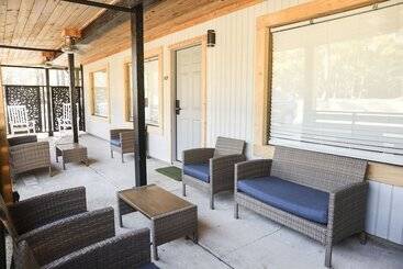 فندق على الطريق Rayburn Resorts