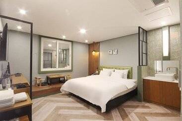 Motel Gimhae Samgye Martin