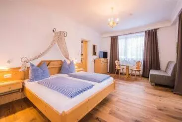 住宿加早餐  Flora   Das Kleine Garten