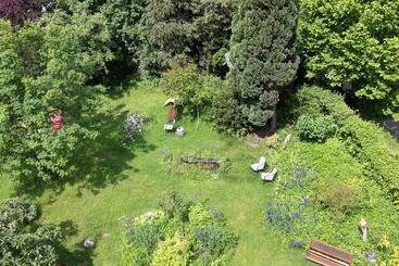 住宿加早餐  Waldpension Mück