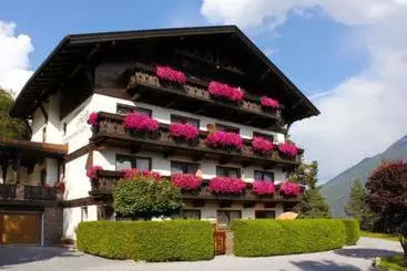 Gästehaus - Appartementhaus Friedl