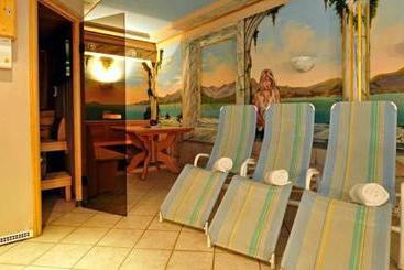 Hotel Gasthof Stoanerhof