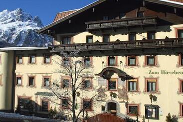 酒店 Zum Hirschen