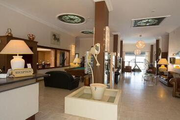 هتل Arc Hôtel Sur Mer