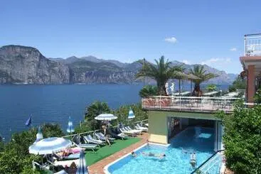 Hotel Eden